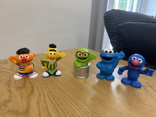 Sesame street characters - street,