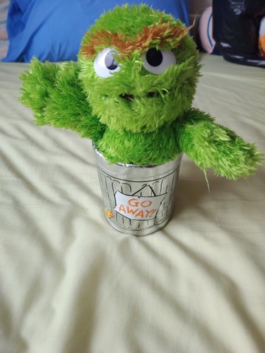 Sesame street plush oscar - sesame, plush: