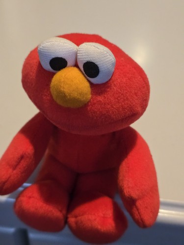 1997 tyco elmo - tyco, sesame