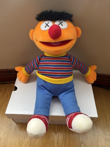 Kaws sesame street ernie - kaws,
